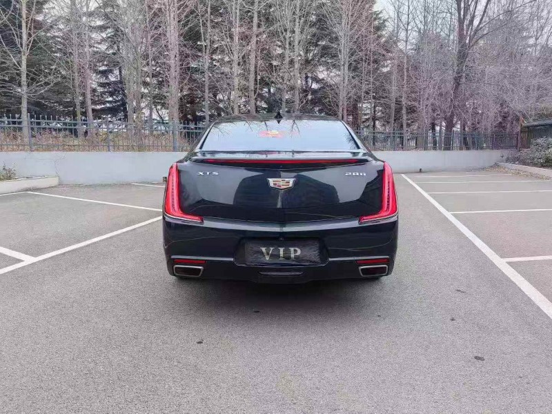 济宁19年凯迪拉克XTS9