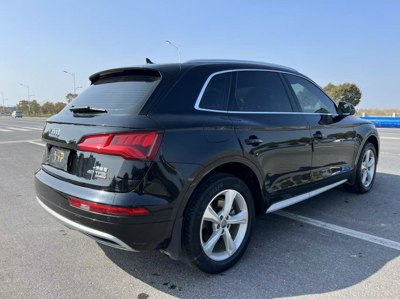 盐城19年奥迪Q58