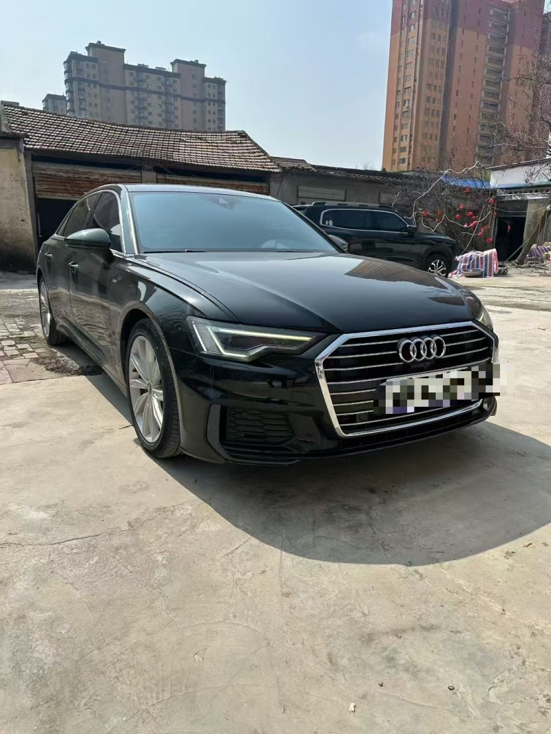 济宁22年奥迪A6L2
