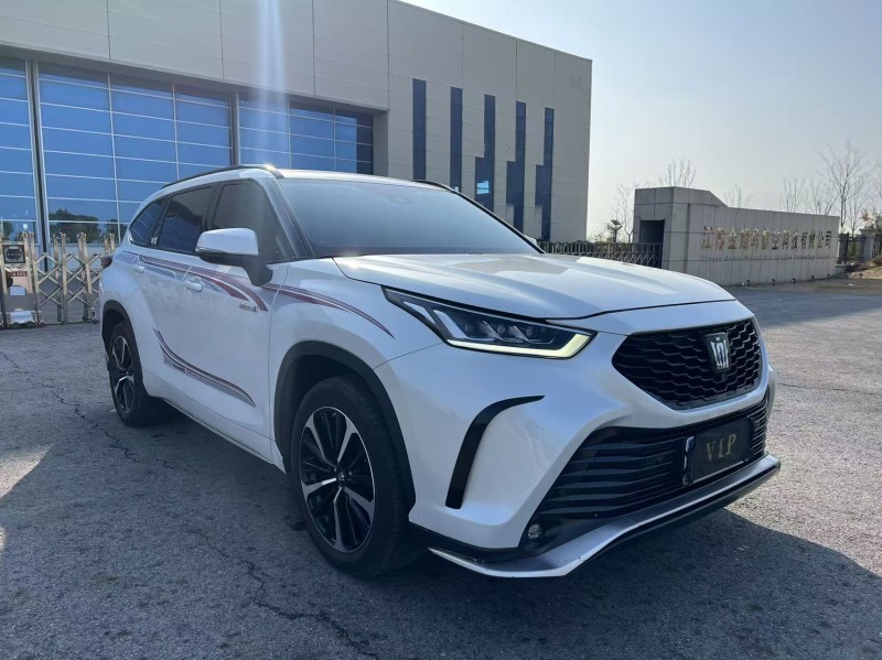 盐城24年丰田皇冠4