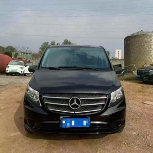 潍坊18年奔驰威霆