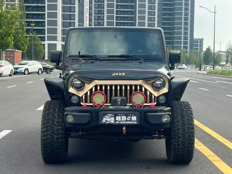 郑州15年Jeep牧马人1