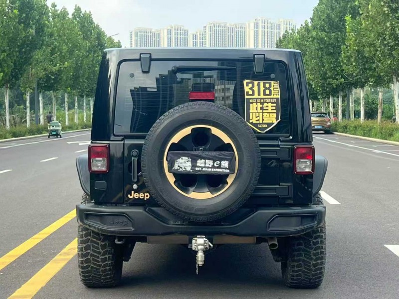 郑州15年Jeep牧马人8