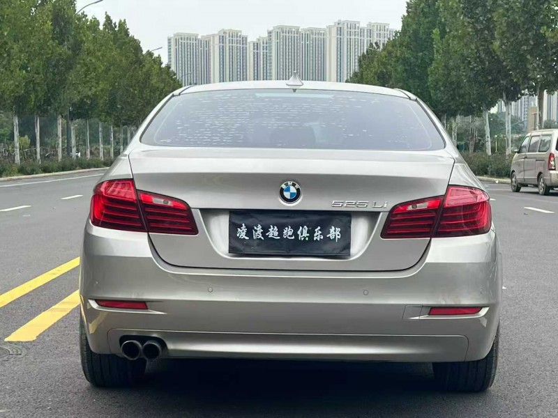 郑州15年宝马5系9