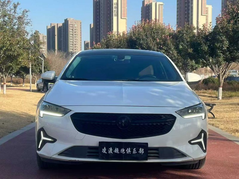 郑州23年别克君威1