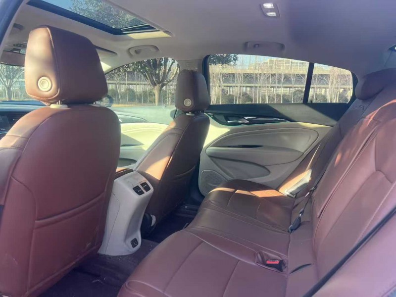 郑州23年别克君威7