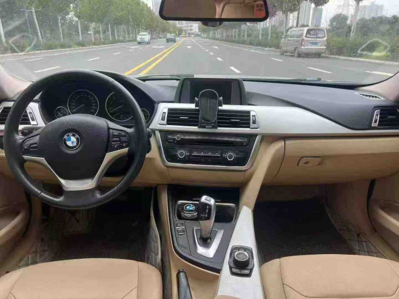 郑州15年宝马3系4