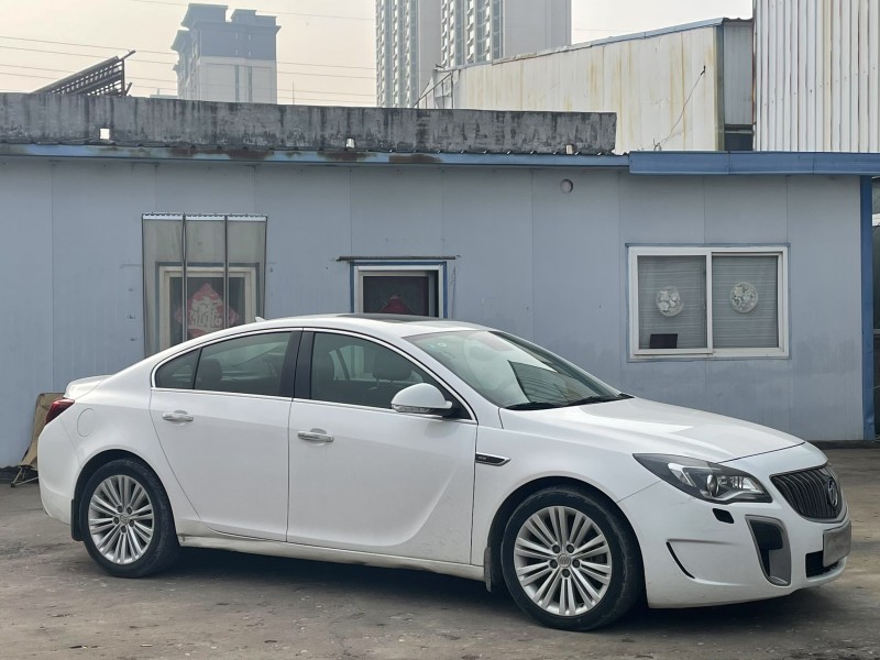 济宁14年别克君威3