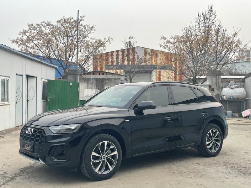 济宁23年奥迪Q53