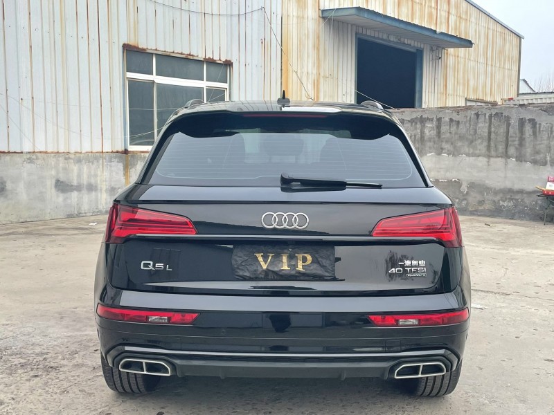 济宁23年奥迪Q59