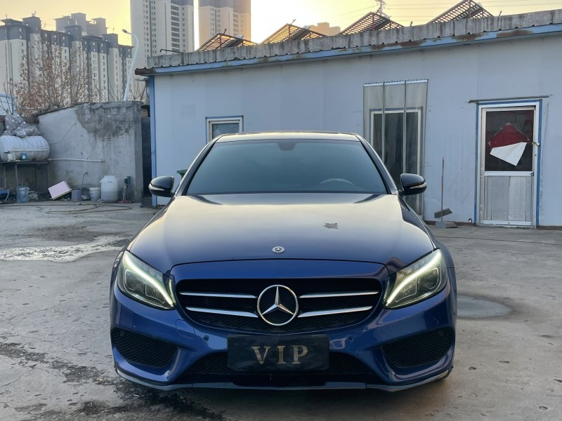 济宁18年奔驰C1
