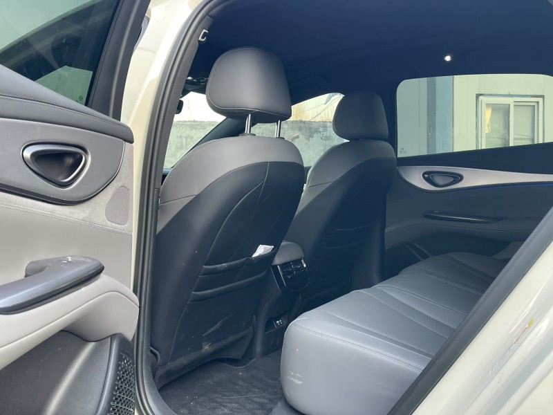 濟寧24年比亞迪海豹5