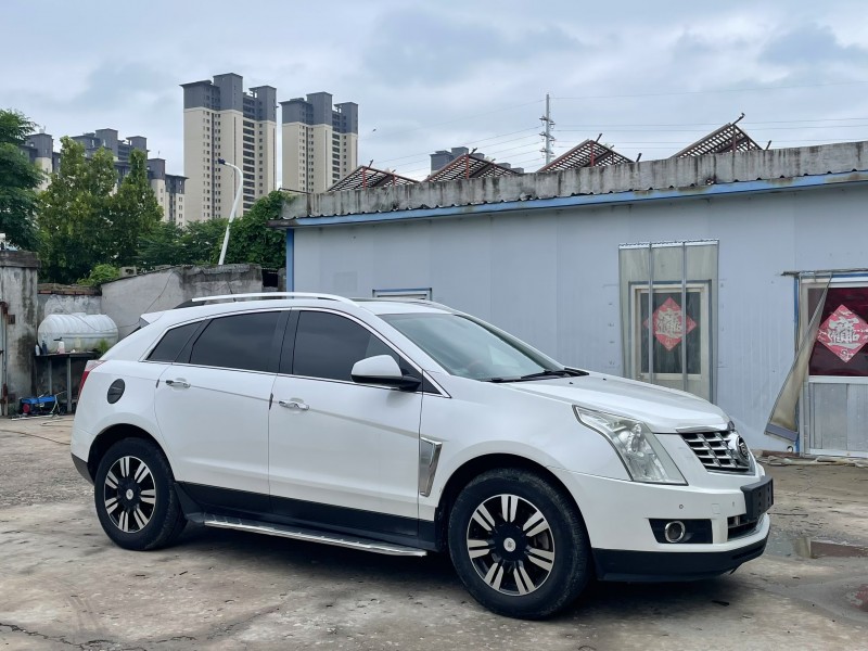 济宁15年凯迪拉克SRX3