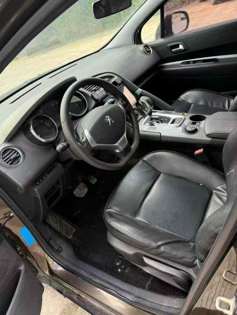 乐山16年东风标致3