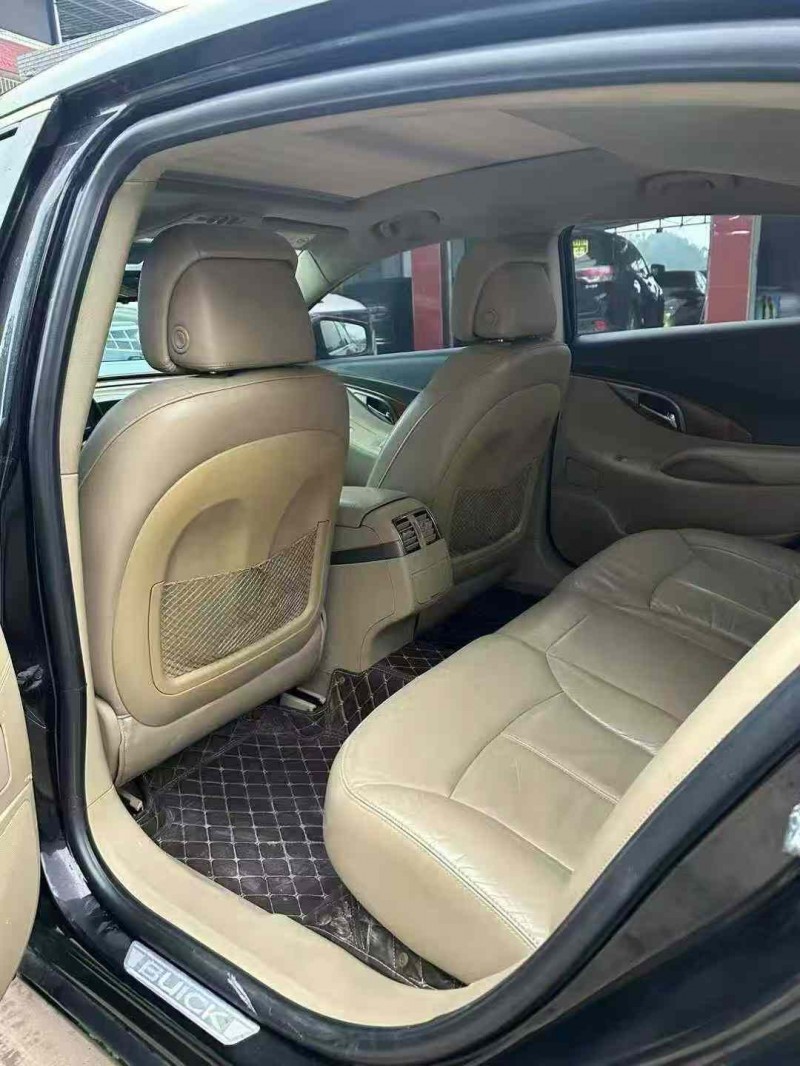 乐山14年别克君越4