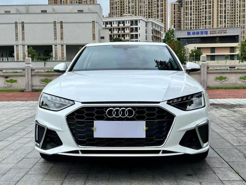 济宁24年奥迪A4L1