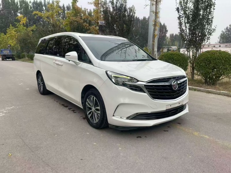 濟寧20年別克GL82