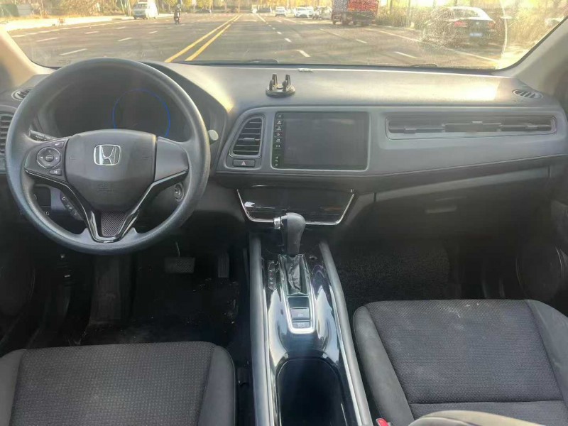 郑州21年本田缤智4