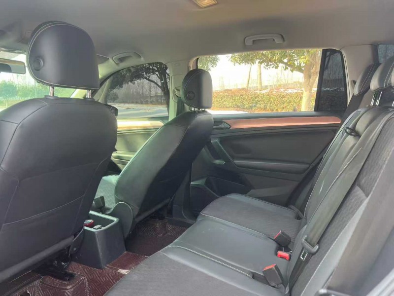 郑州17年大众途观5