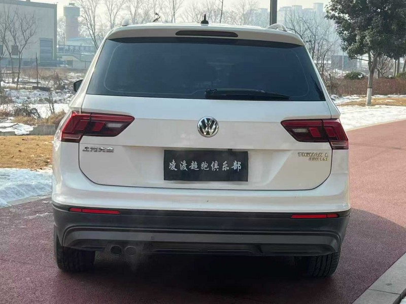 郑州17年大众途观8