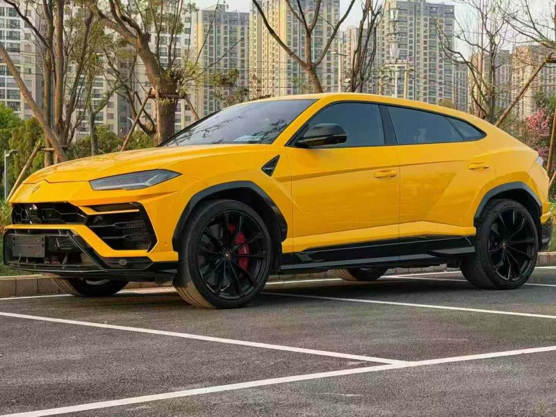 昆明20年兰博基尼Urus2
