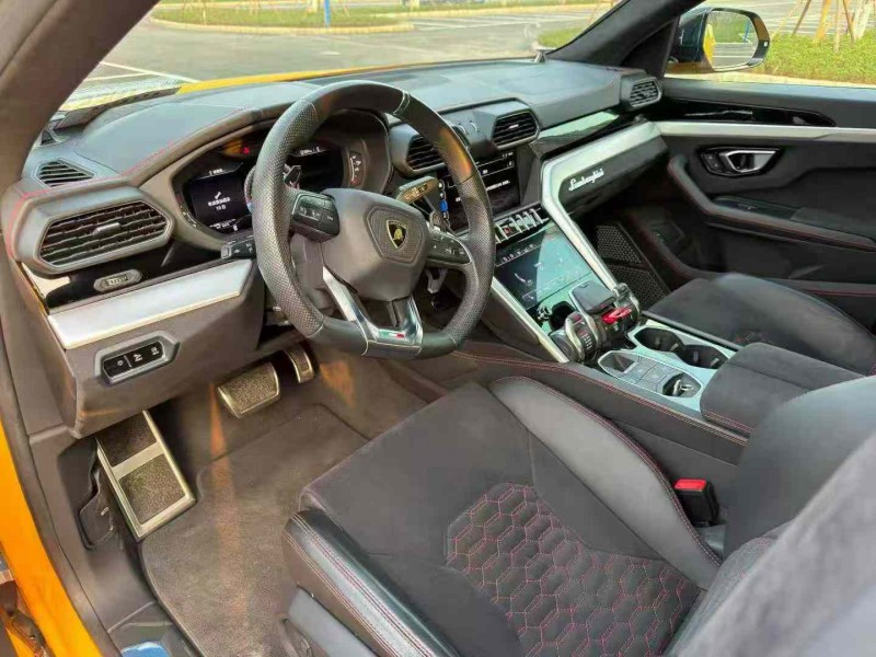 昆明20年兰博基尼Urus4