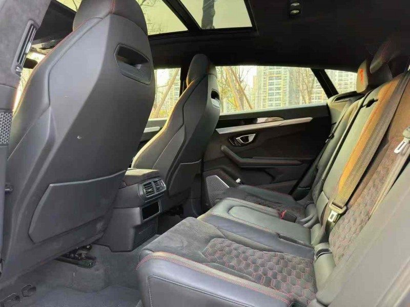 昆明20年兰博基尼Urus5