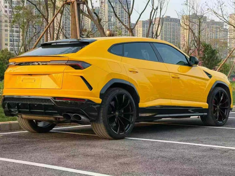 昆明20年兰博基尼Urus6