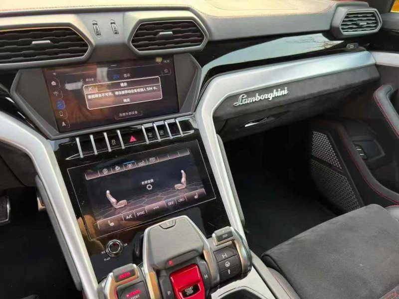 昆明20年兰博基尼Urus8