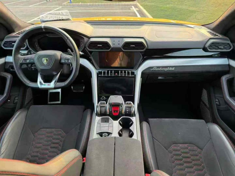 昆明20年兰博基尼Urus9