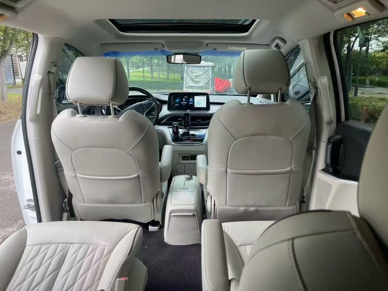 济宁21年别克GL88