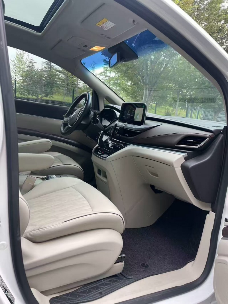 济宁21年别克GL89