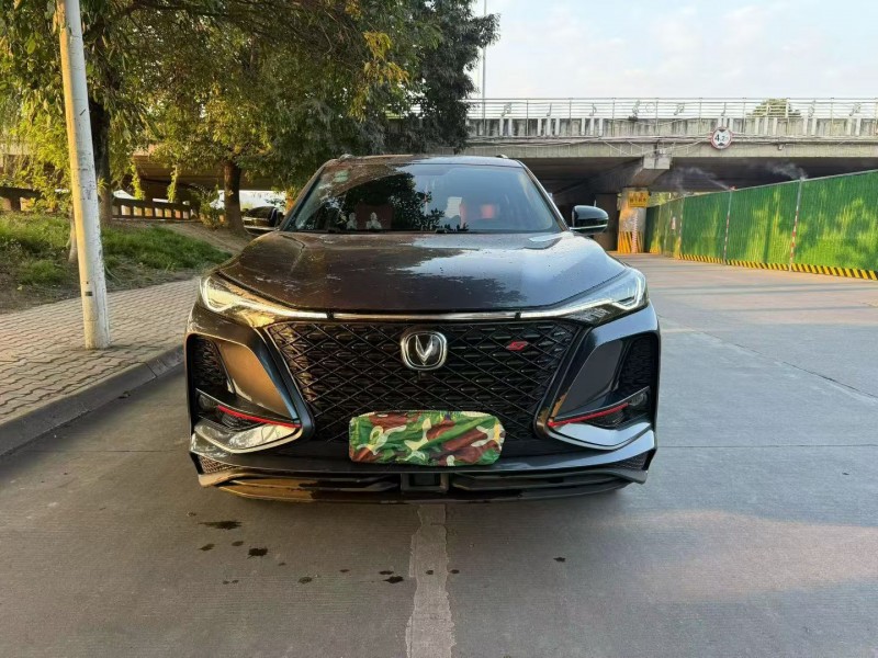 成都21年长安汽车CS751