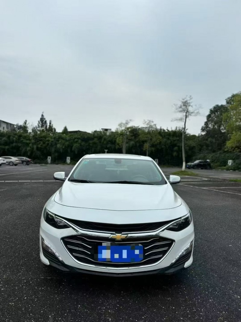 成都20年雪佛兰迈锐宝1