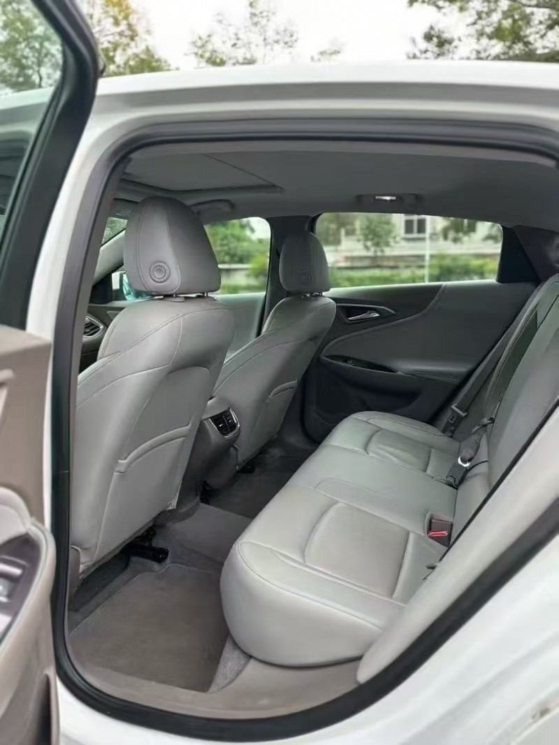 成都20年雪佛兰迈锐宝2