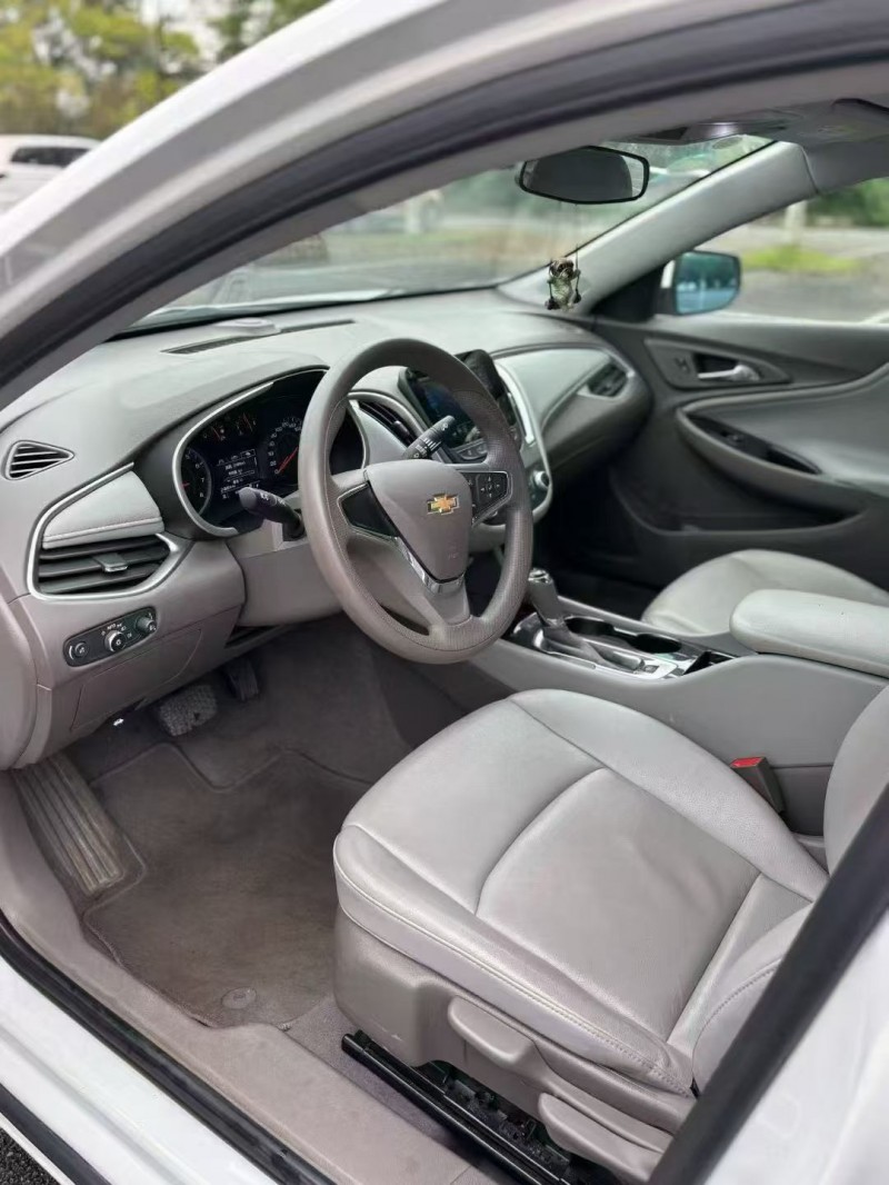 成都20年雪佛兰迈锐宝10