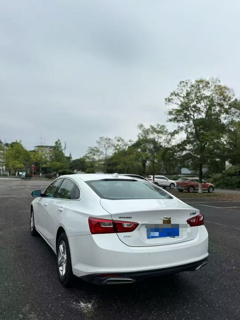 成都20年雪佛兰迈锐宝11