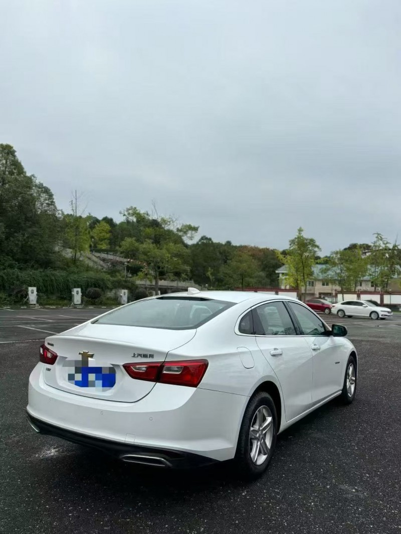 成都20年雪佛兰迈锐宝13