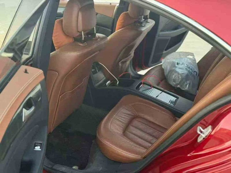 绍兴16年奔驰CLS6