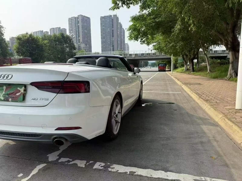 成都18年奥迪A53