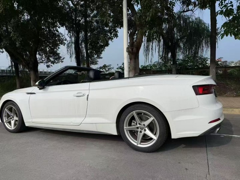 成都18年奥迪A57