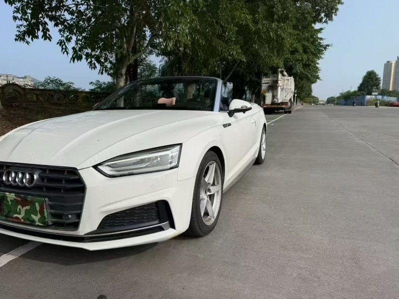 成都18年奥迪A58