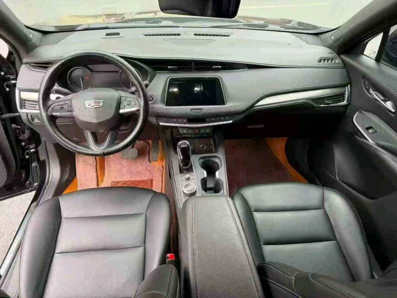 嘉兴23年凯迪拉克XT44