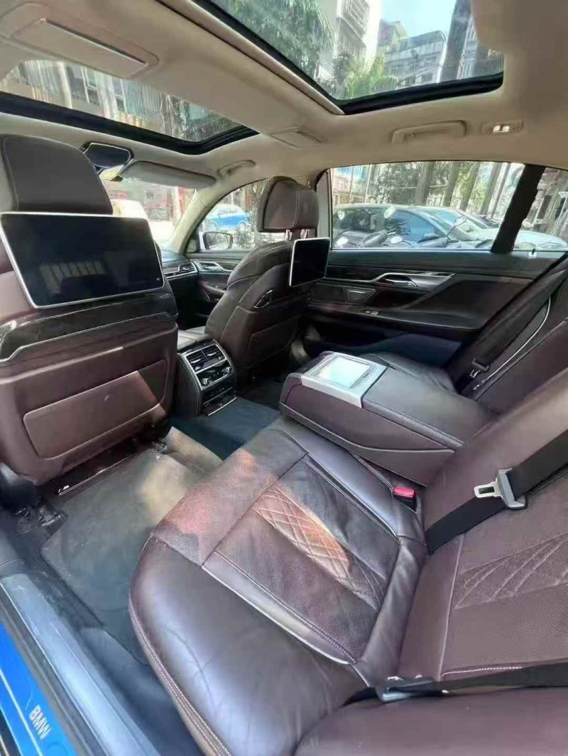 南平16年宝马7系4