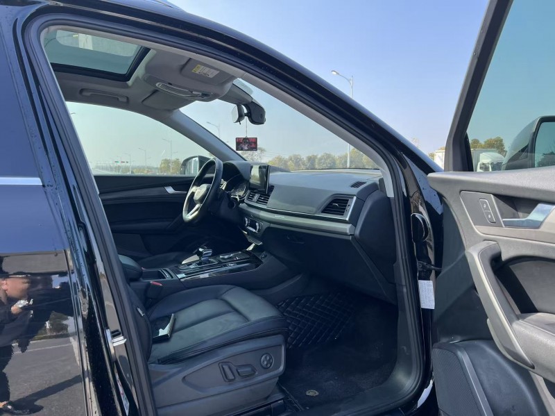 盐城19年奥迪Q56