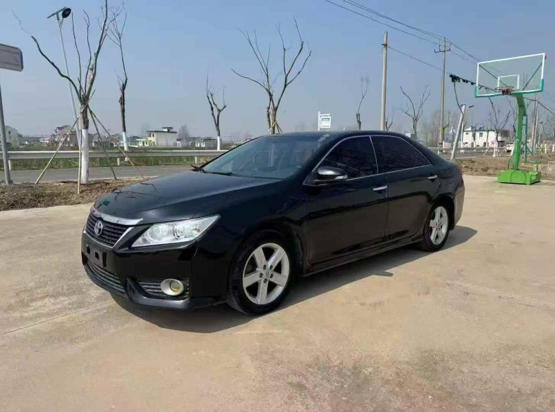 苏州13年丰田凯美瑞3