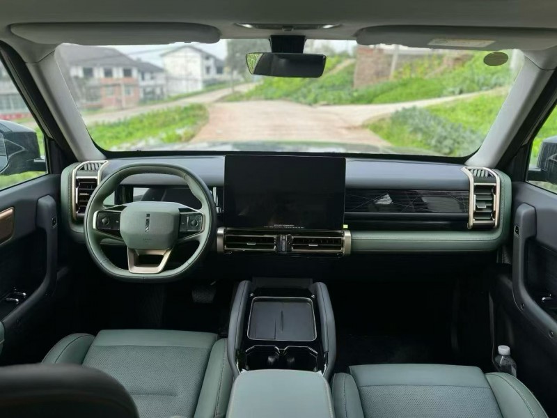 成都25年奇瑞ICAR3