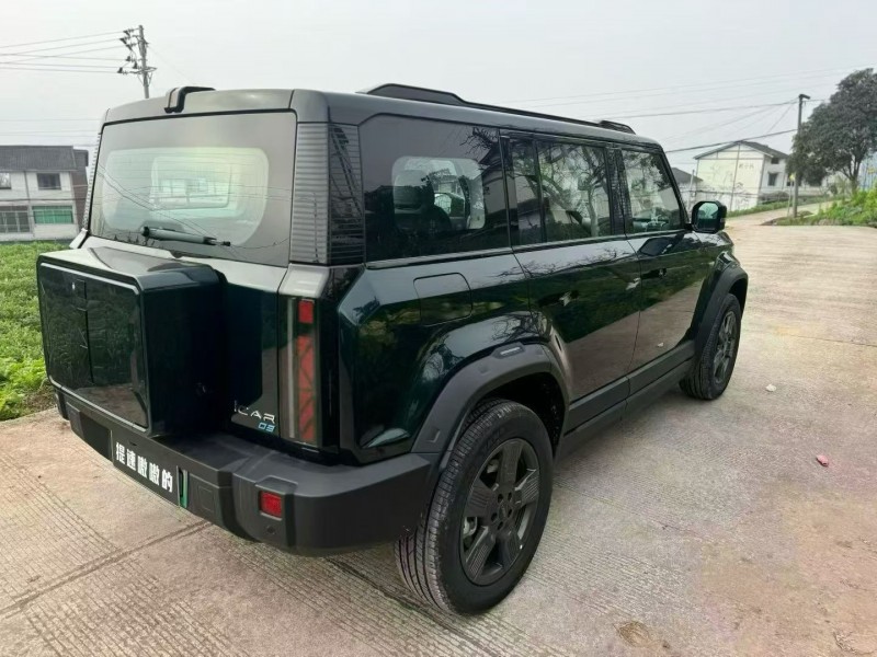 成都25年奇瑞ICAR5