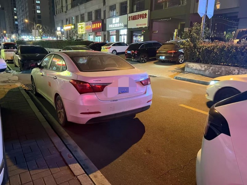 连云港15年现代名图3