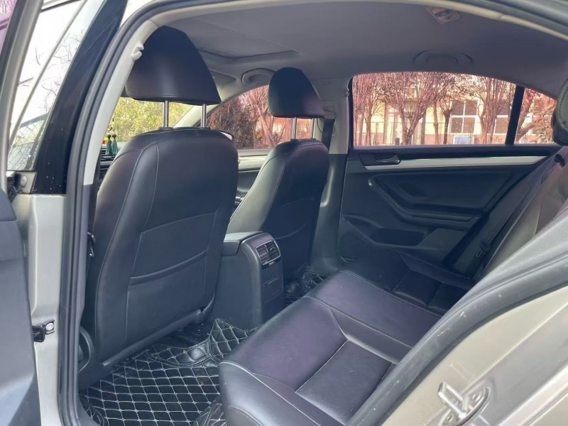 济宁18年大众速腾4